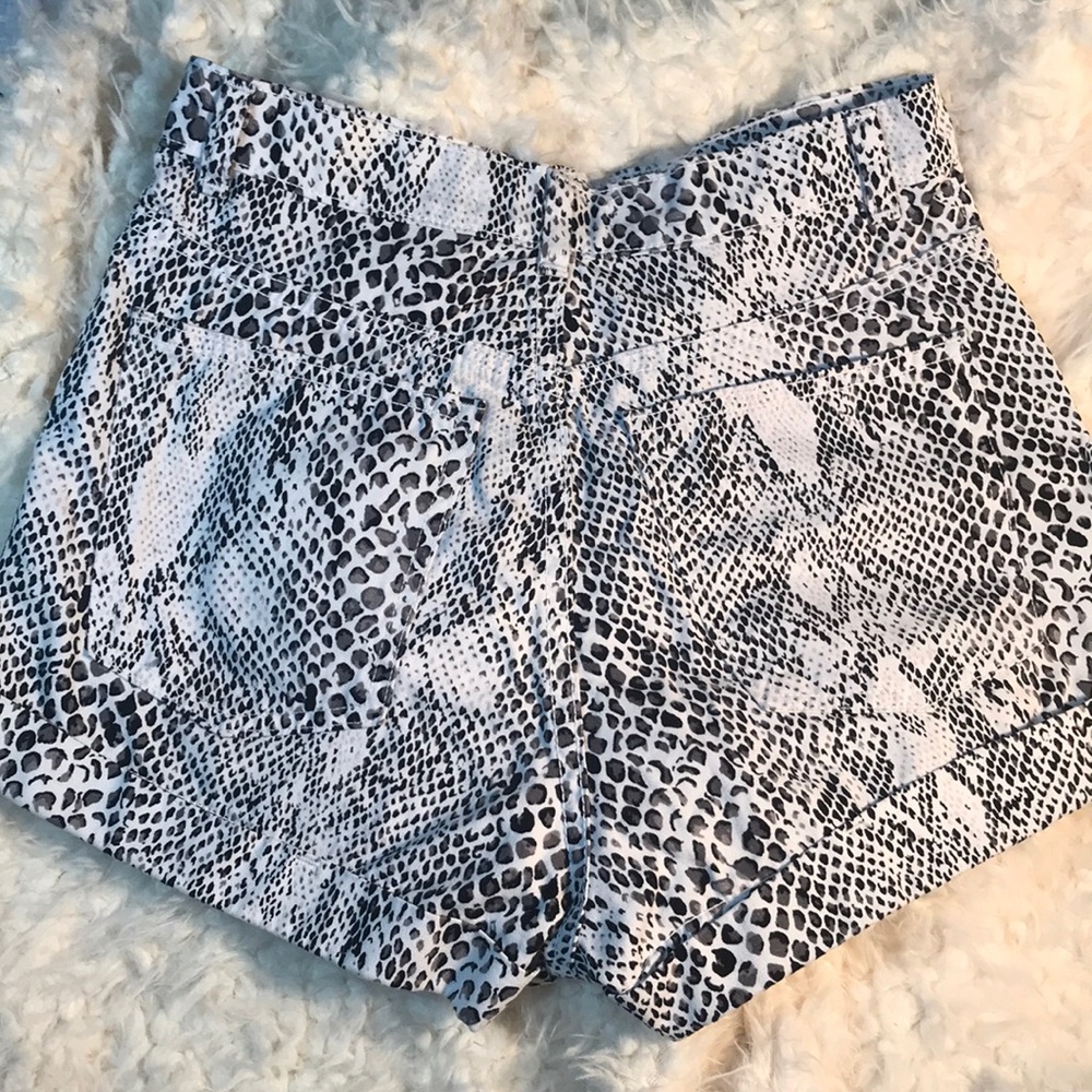 ⚡️HOST PICK⚡️American Apparel Shorts - Picture 4 of 8